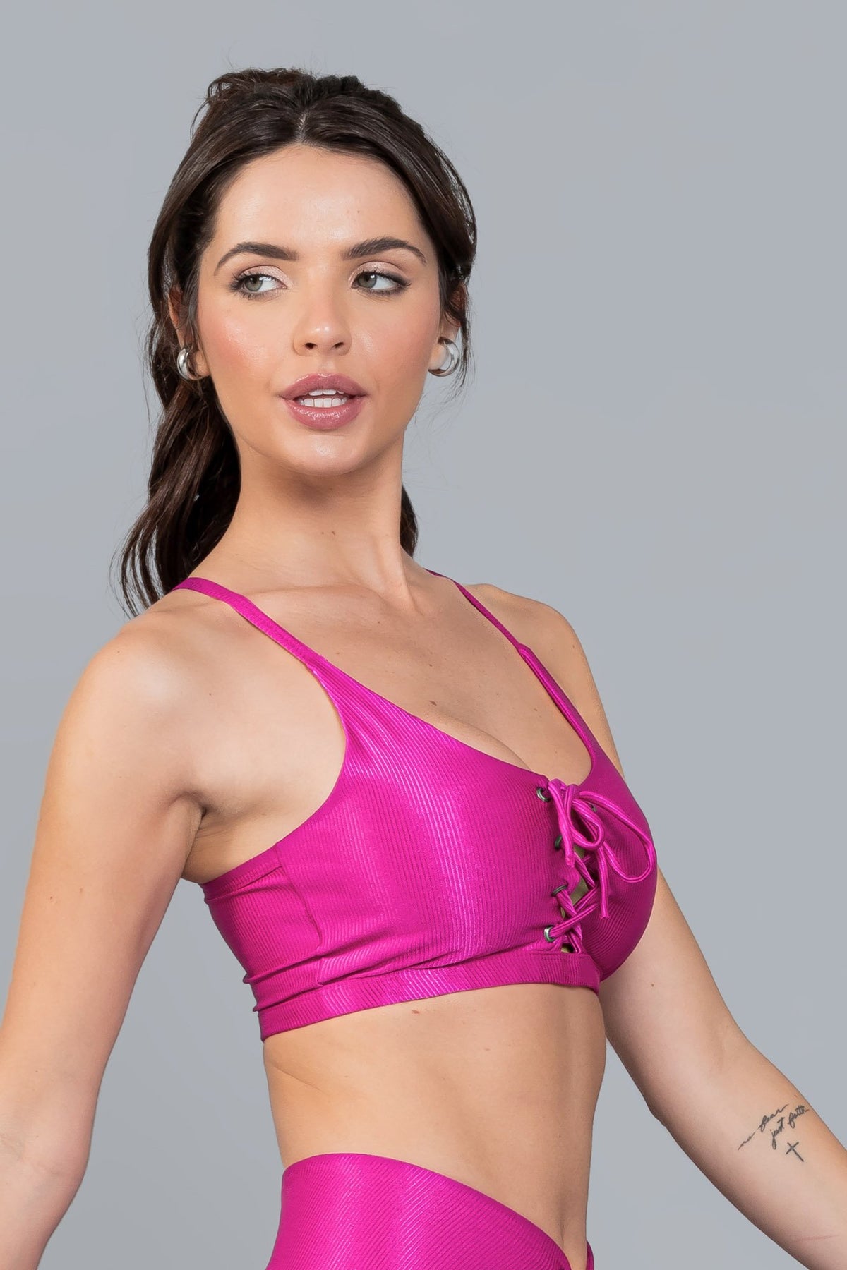 Metallic Sports Bra - Pink
